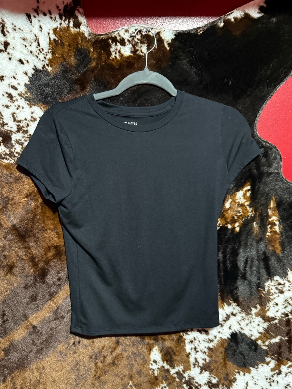 Hollister Black Short Sleeve Cropped Tee